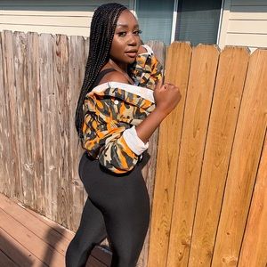 🧡 Orange Camo Crop Jacket 🧡